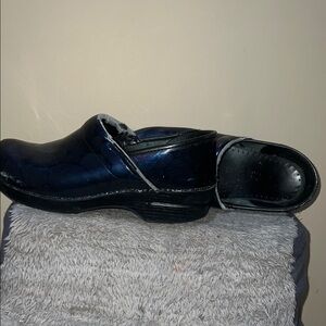 Women’s Dansko well worn nursing shoes 12+ hours a day